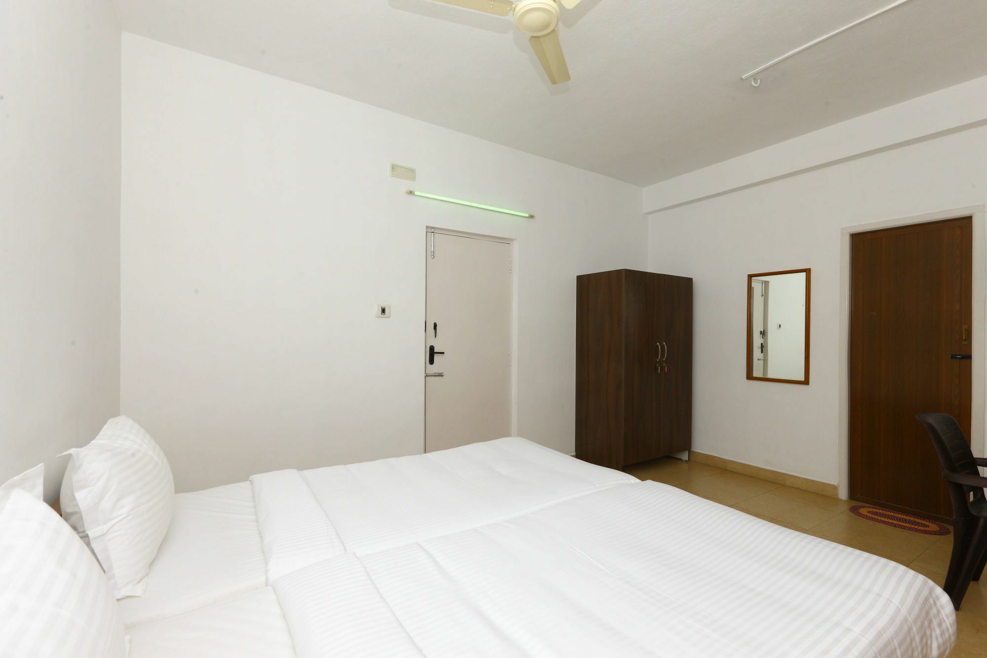 Oyo 9261 Spl Serviced Apartments Sholinganallur Siruseri Exterior foto