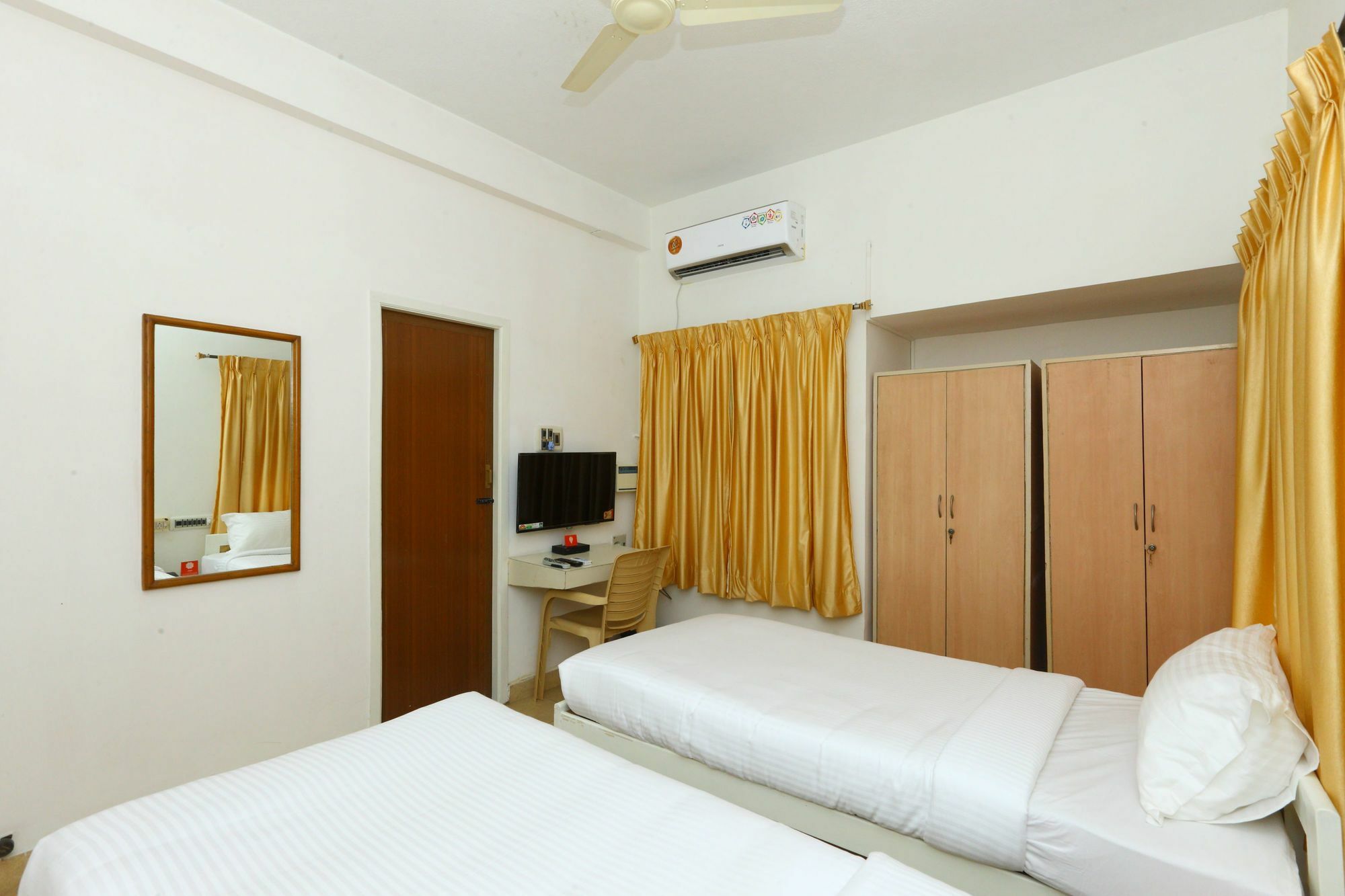 Oyo 9261 Spl Serviced Apartments Sholinganallur Siruseri Exterior foto