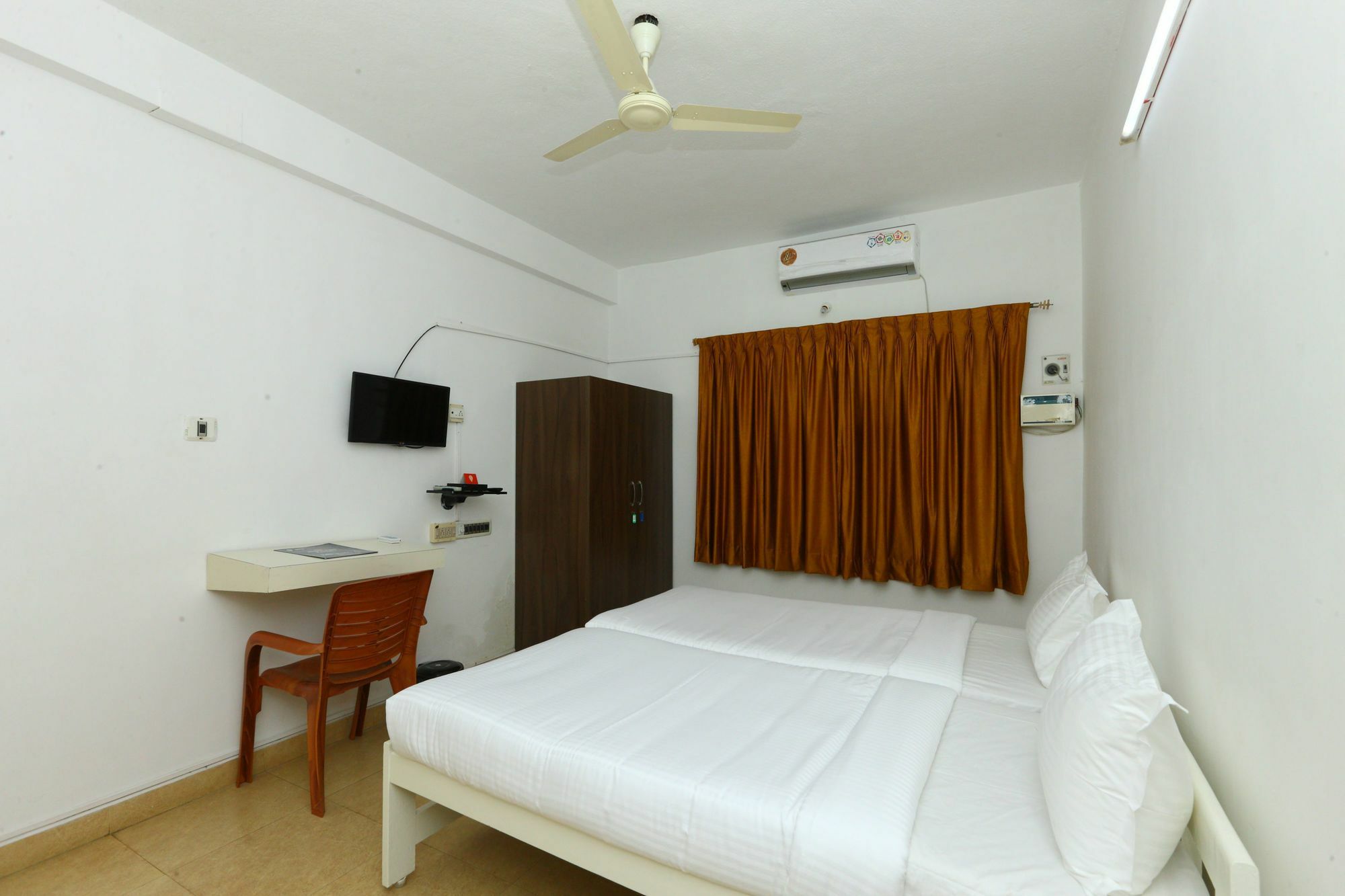 Oyo 9261 Spl Serviced Apartments Sholinganallur Siruseri Exterior foto